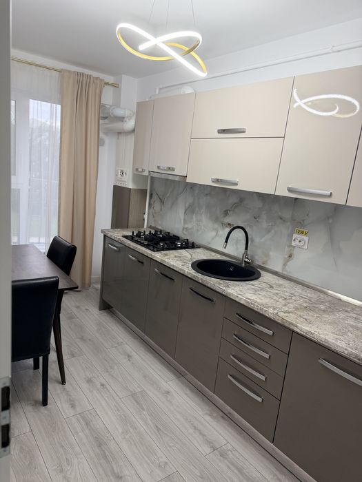 Inchiriez apartament cu o camera Valea Lupului