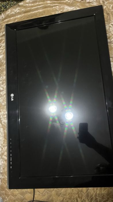 Продам телевизор