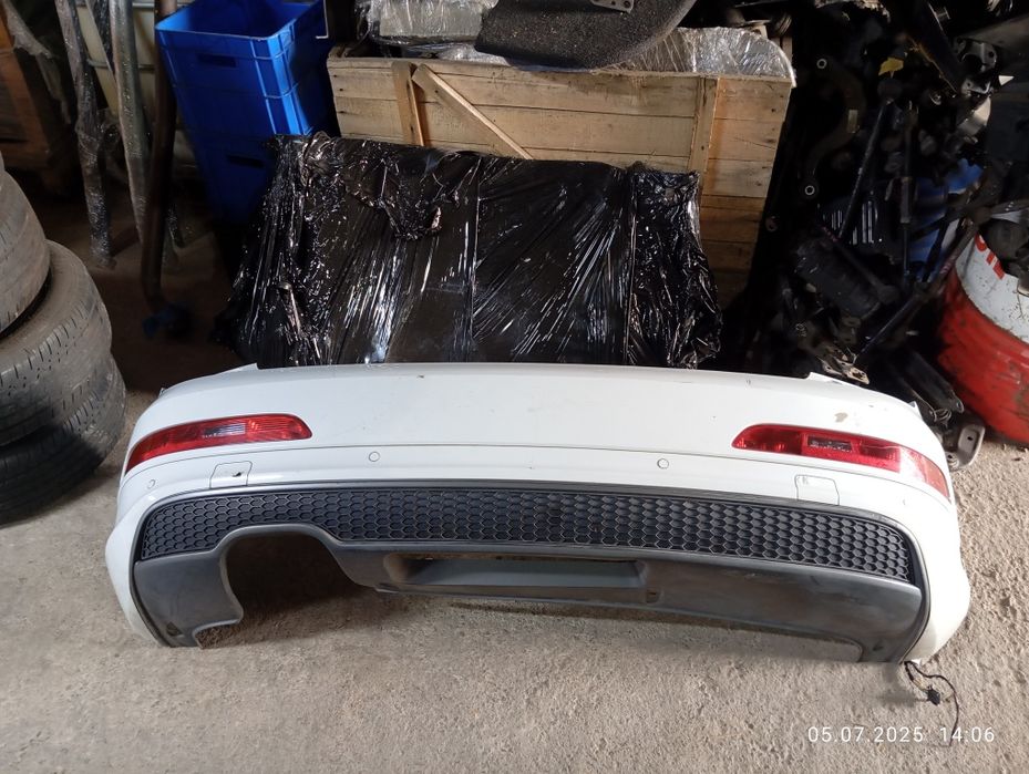 Задний бампер Audi Q3 S-Line