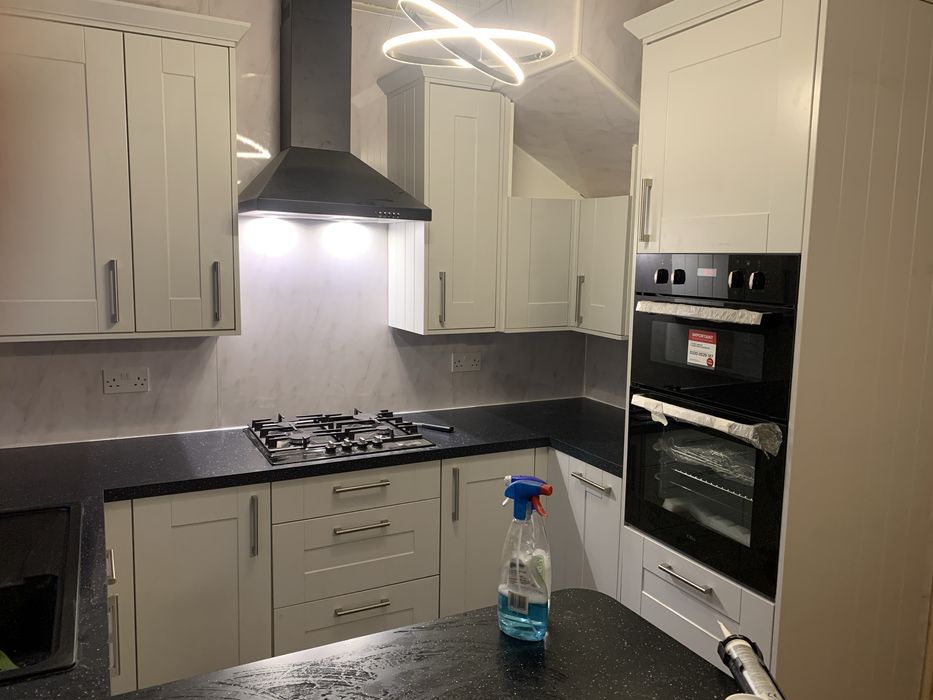 Servici amenajari interior & exterior