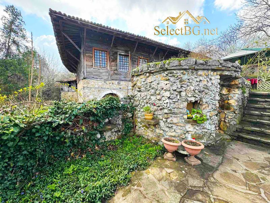 Продава се Къща в с. Арбанаси, Област Велико Търново - 257 кв.м за 1594 €/кв.м - Снимка #3