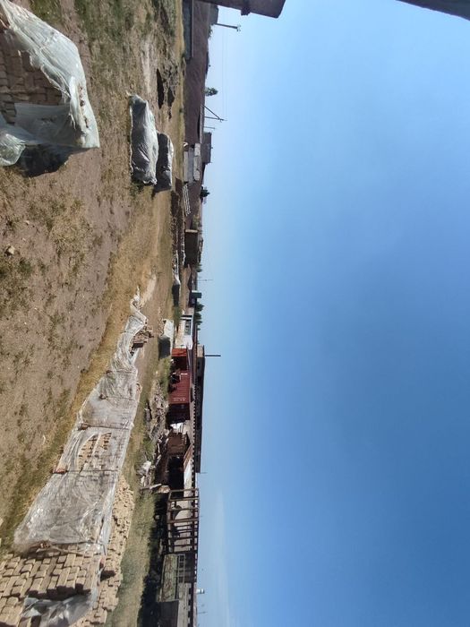 Продаётся земля в пром зоне города Алмалык, в районе ДСК