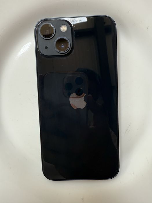 iPhone 13 – 128GB, Battery Health 89%, с оставаща гаранция 1 година !