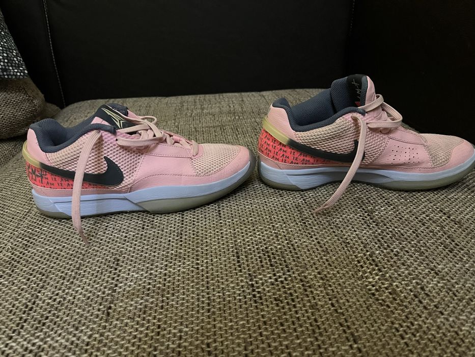 Ja morant 1 ……….