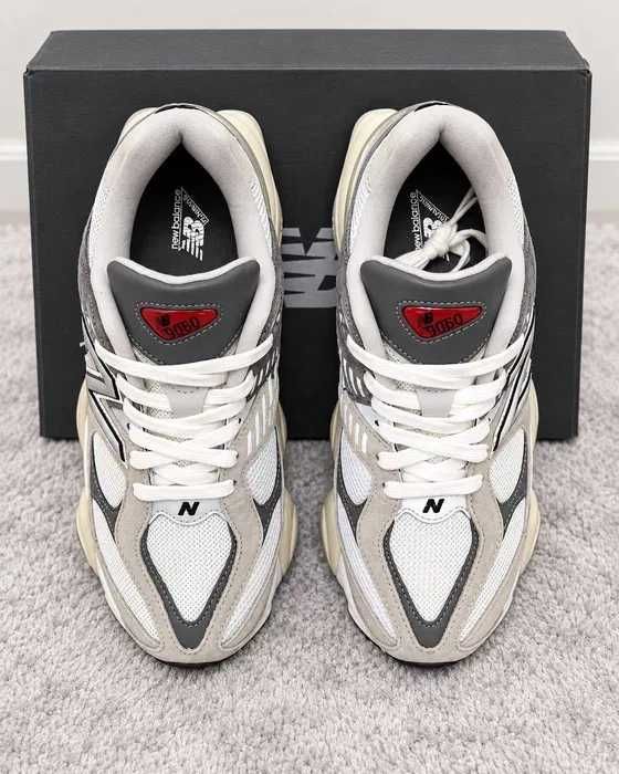 New Balance 9060 Grey / White