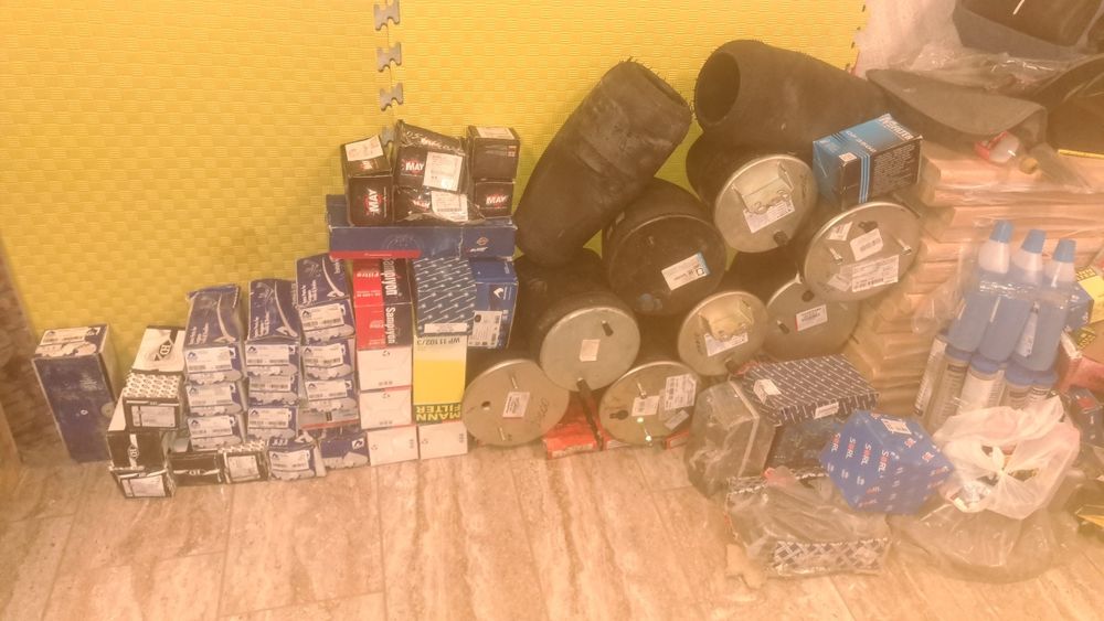 Запчасти на грузовик