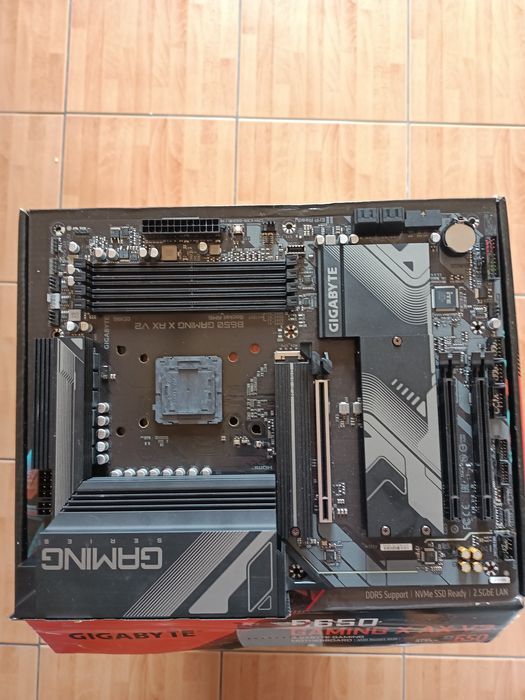 Placa baza am5 gigabyte b650 gaming x ax v2