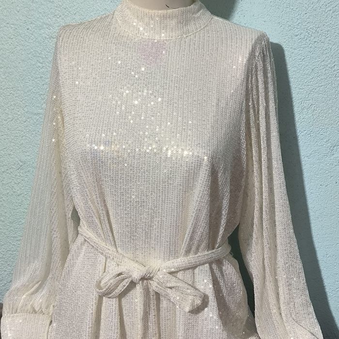 Rochie superba alba cu paiete de ocazie noua cu eticheta