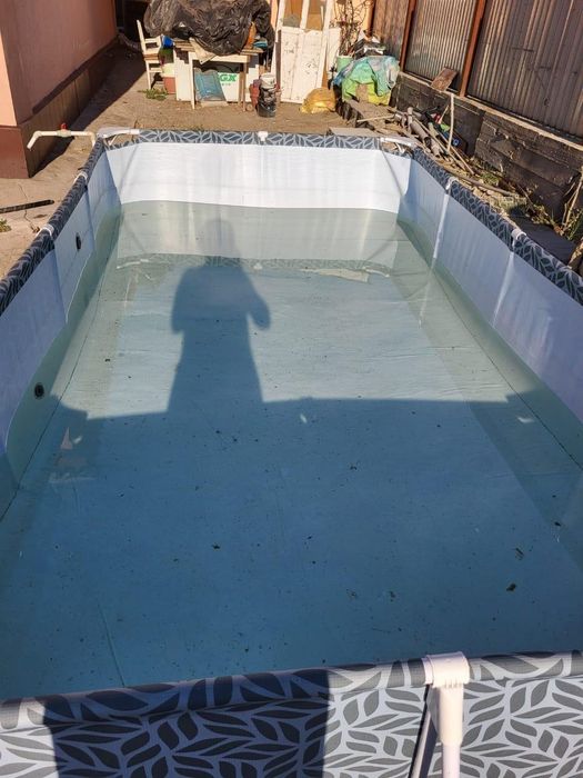 Байсейн каркасный