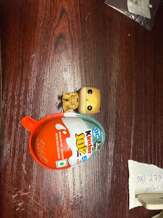 Kinder joy DC funko pop