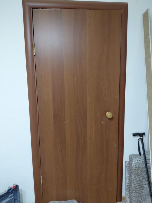 Отдам двери    б/у