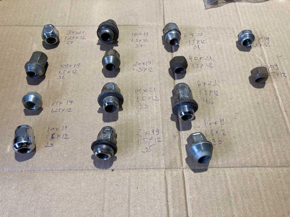 Гайки за Джанти Болтове за Джанти Различни модели Оригинални