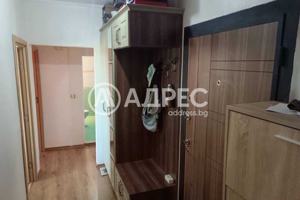 Двустаен апартамент в централната  част