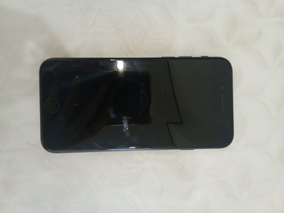 Iphone se2 128gb