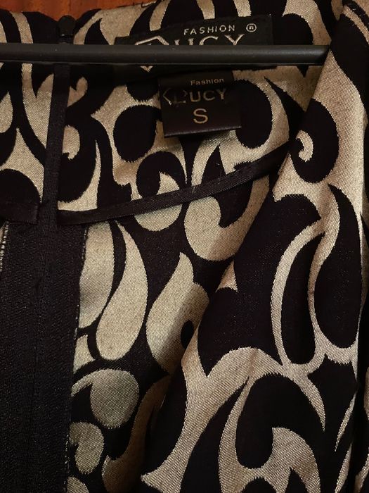 Официални рокли -,идеални за идващите празници