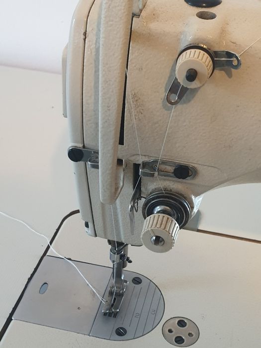 Шевни машини прав шев и оверлог