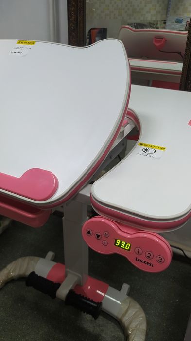 Растущая электро парта Hello Kitty