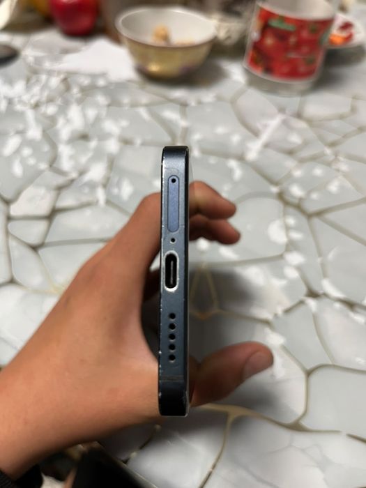 Продам vivo V23 5g