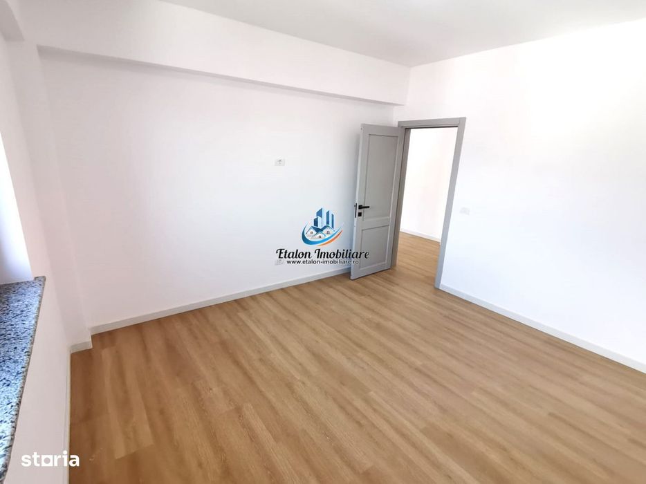 Apartament 2 camere, etaj 3, bloc noua Zona Fermelor Piatra Neamt — fotografia 3