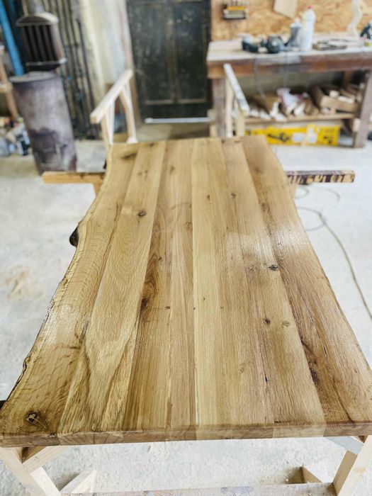 Плот за маса от масив