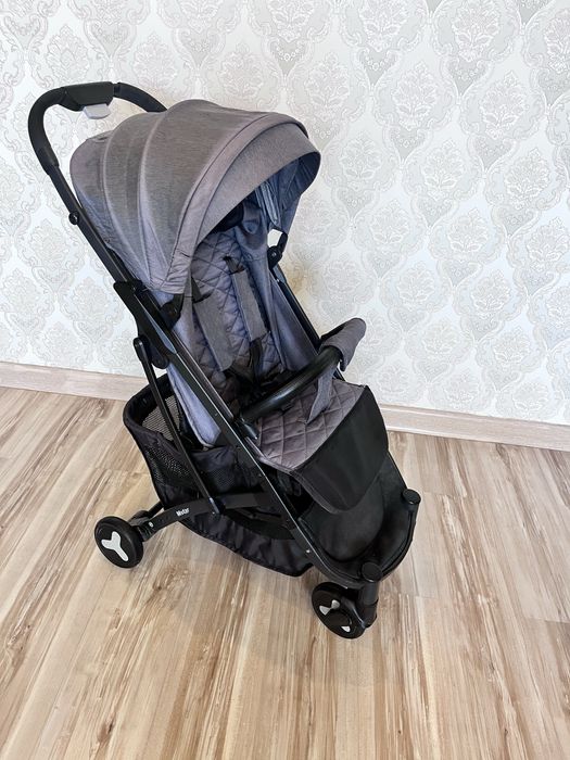 Коляска Mstar прогулочная