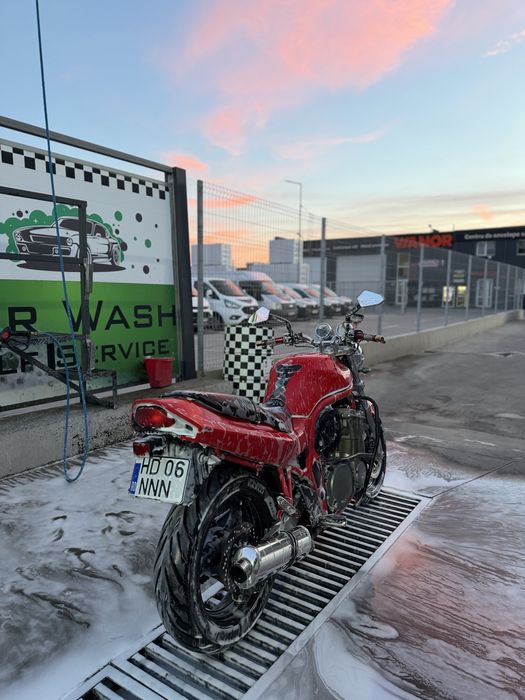 suzuki gsf600 A2