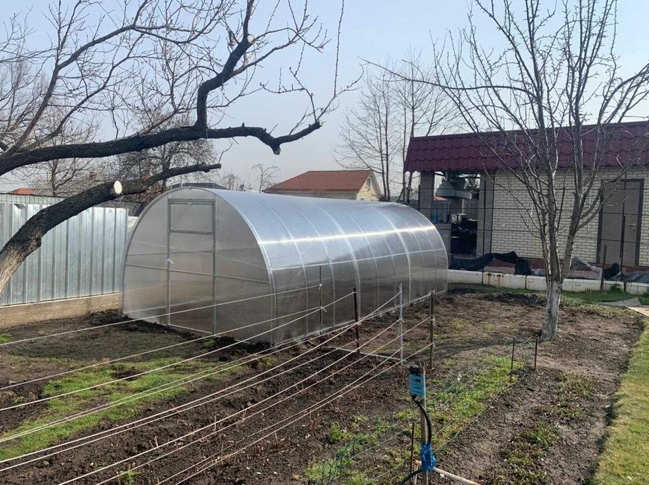 Теплицы 4*2*2 из поликарбоната Bio – эконом сегмент (10 лет)