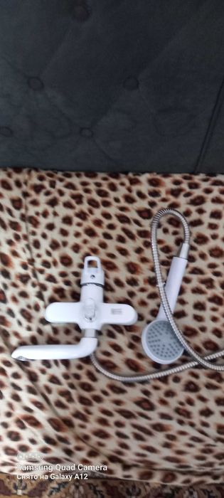 Смеситель для ванны