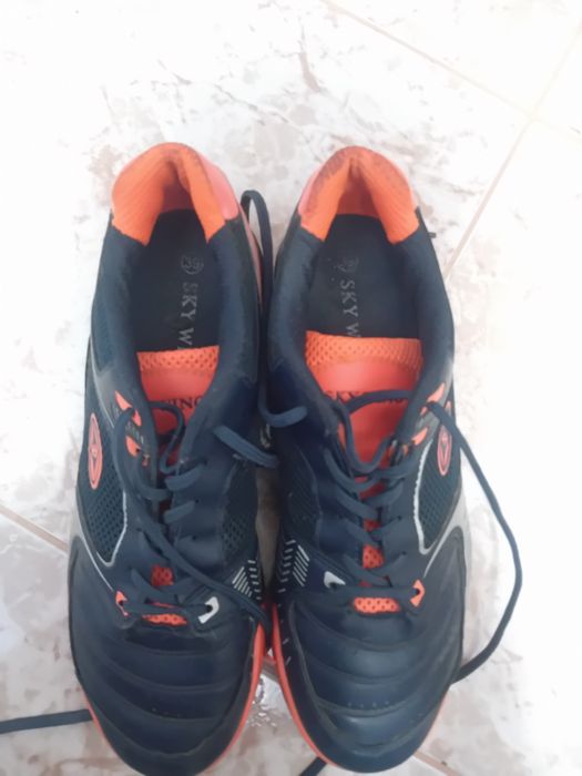 Vând ghete de sintetic