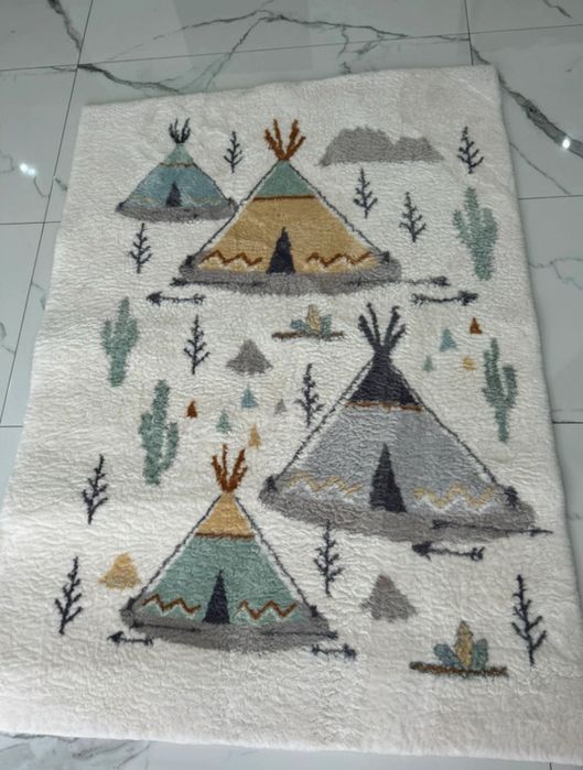 Covor pufos camera copii