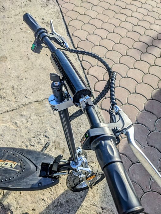 Trotinetă/scuter electric 36v 800w adus recent