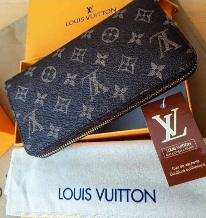 Geanta+portofel+eșarfă cu două fețe ,saculet, etichetă incluse