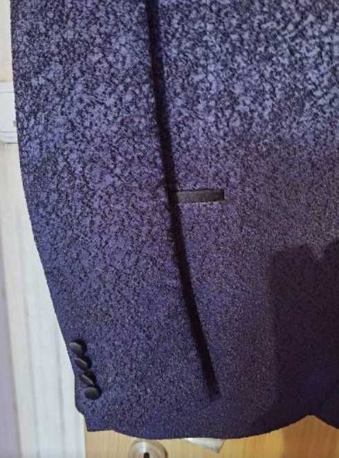 Костюм мъжки IVENTI, подходящ за бал