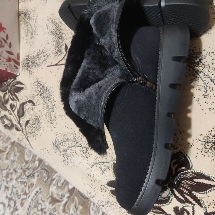 Замшевые полусапожки 38 размер