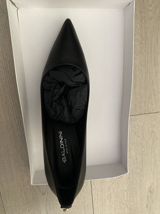 Pantofi negri piele Baldinini Noi