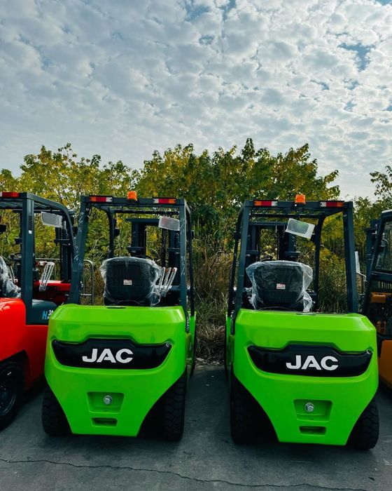 Электрический вилочный погрузчик Электрокара JAC 3 тонный 3 метровый