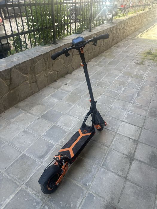 Продавам електрическа тротинетка KuKirin G2 Max