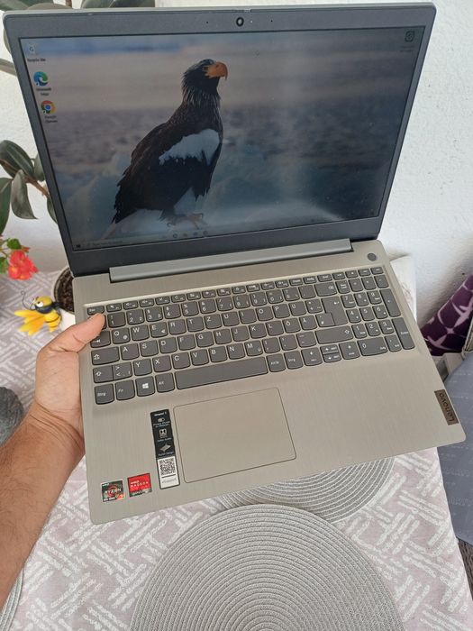 Laptop Lenovo Ryzen 5 ssd ddr4 baterie f buna