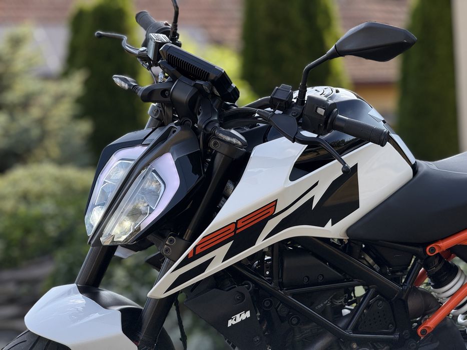 KTM Duke 125 ABS 7.000km(carte service) 2019 A1-16Ani