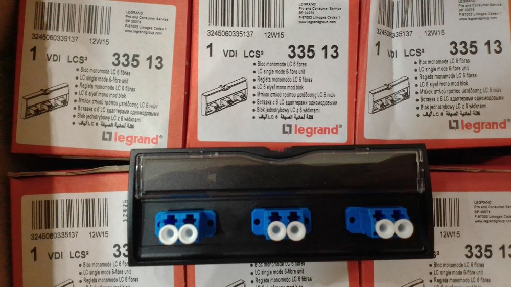 Оптические Патчкорды и Модули с 6 SM адаптерами LC Legrand 33513