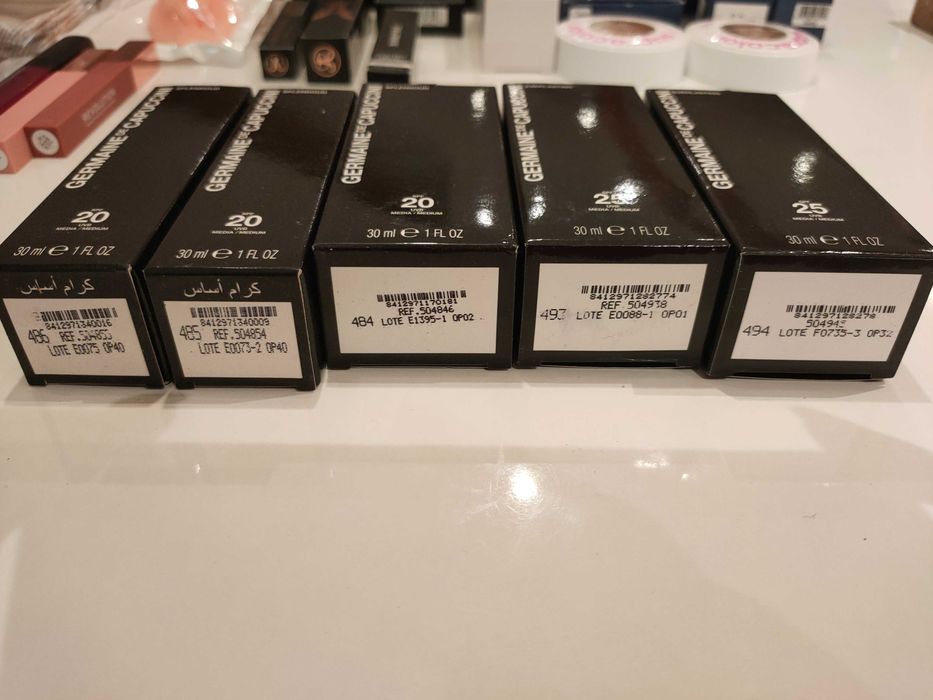 Kryolan, Inglot, Morphe, Germaine de  Capuccini, Anastasia, Douglas