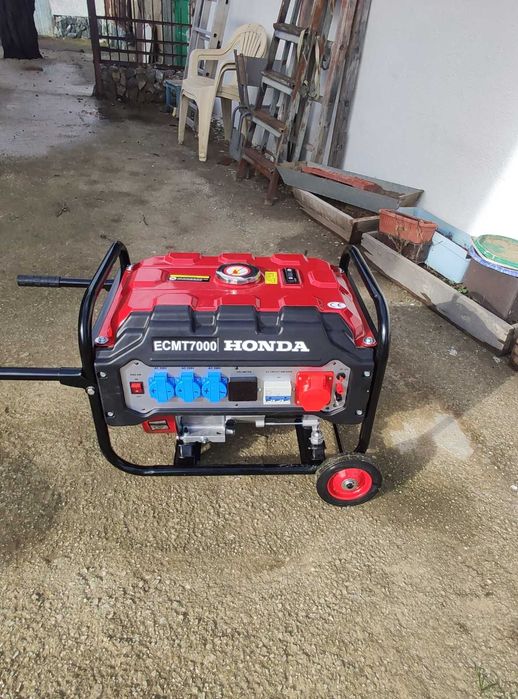 Продавам Генератор Honda