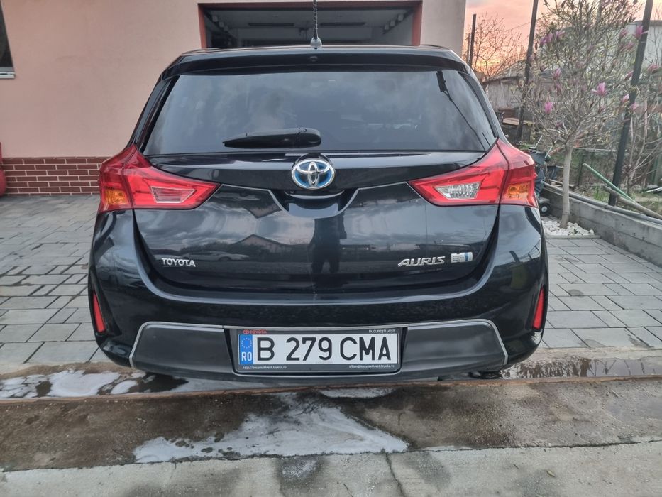Toyota Auris Hybrid, 1.8, 2015