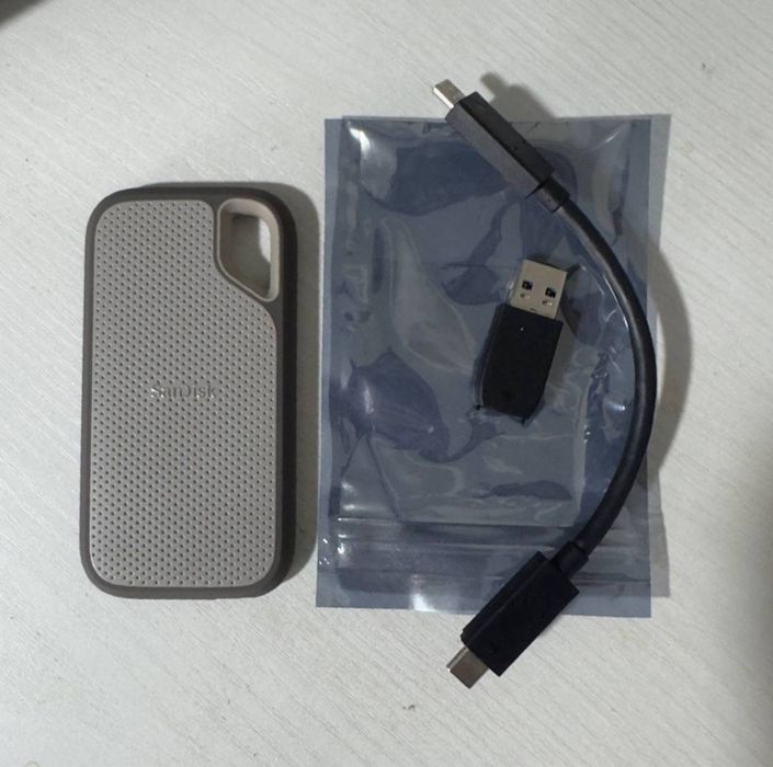 Внешний SSD Sandisk 2TB - 1050MB.s