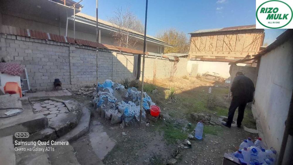 Назарбек Текстилда ховли сотилади. NR494/138