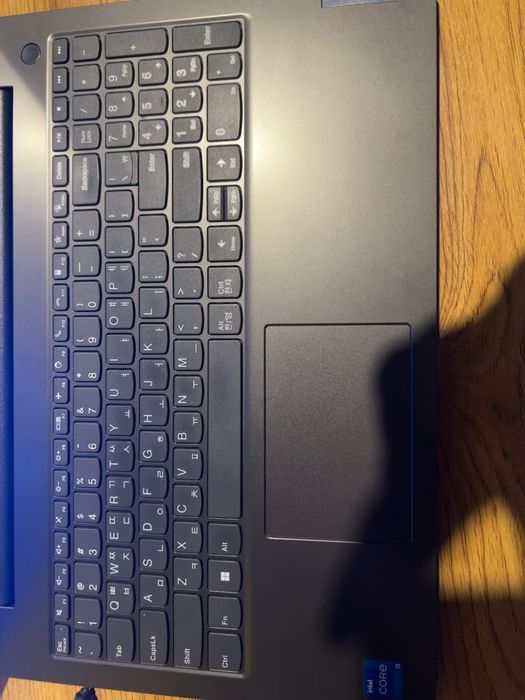 Ноутбук Lenovo V15 G4 IRU i5-13420H / 8GB / 256GB SSD