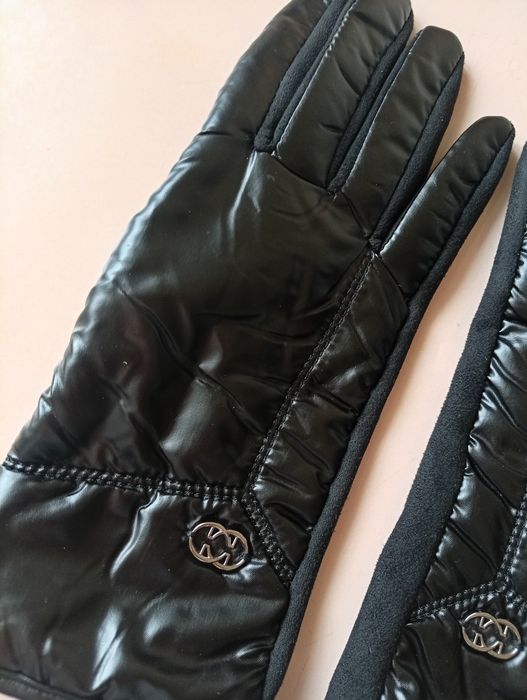 Кожаные перчатки новые