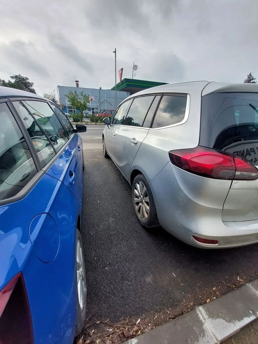 Dezmembrez Opel Zafira C 1,6 CDTI
