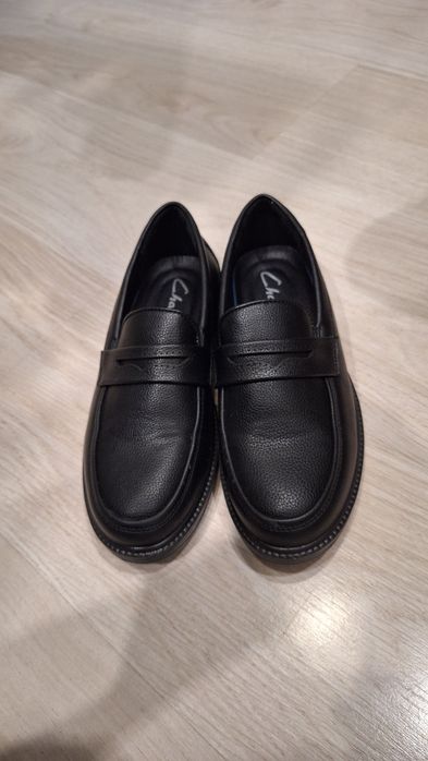 Продам новые туфли