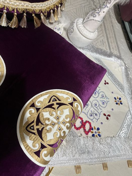 Продам набор на сырга салу